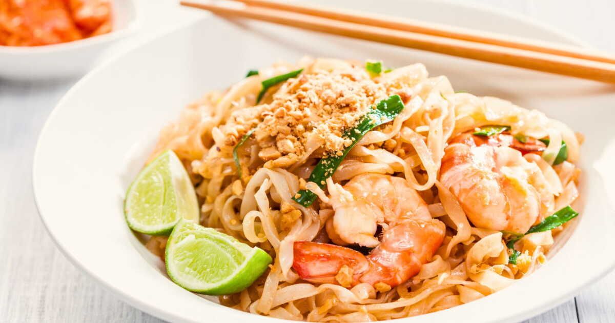 Une aventure gustative avec le pad thaï : découvrez cette recette iconique