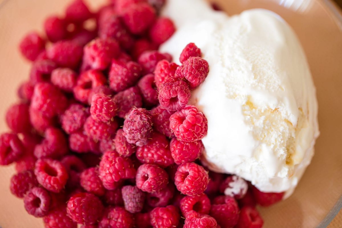 La magie des framboises laquées selon François-Régis Gaudry