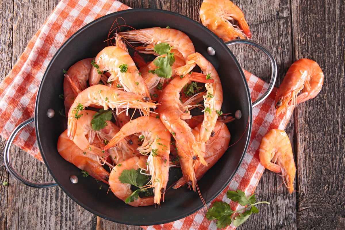 Comment cuire des crevettes vivantes ?