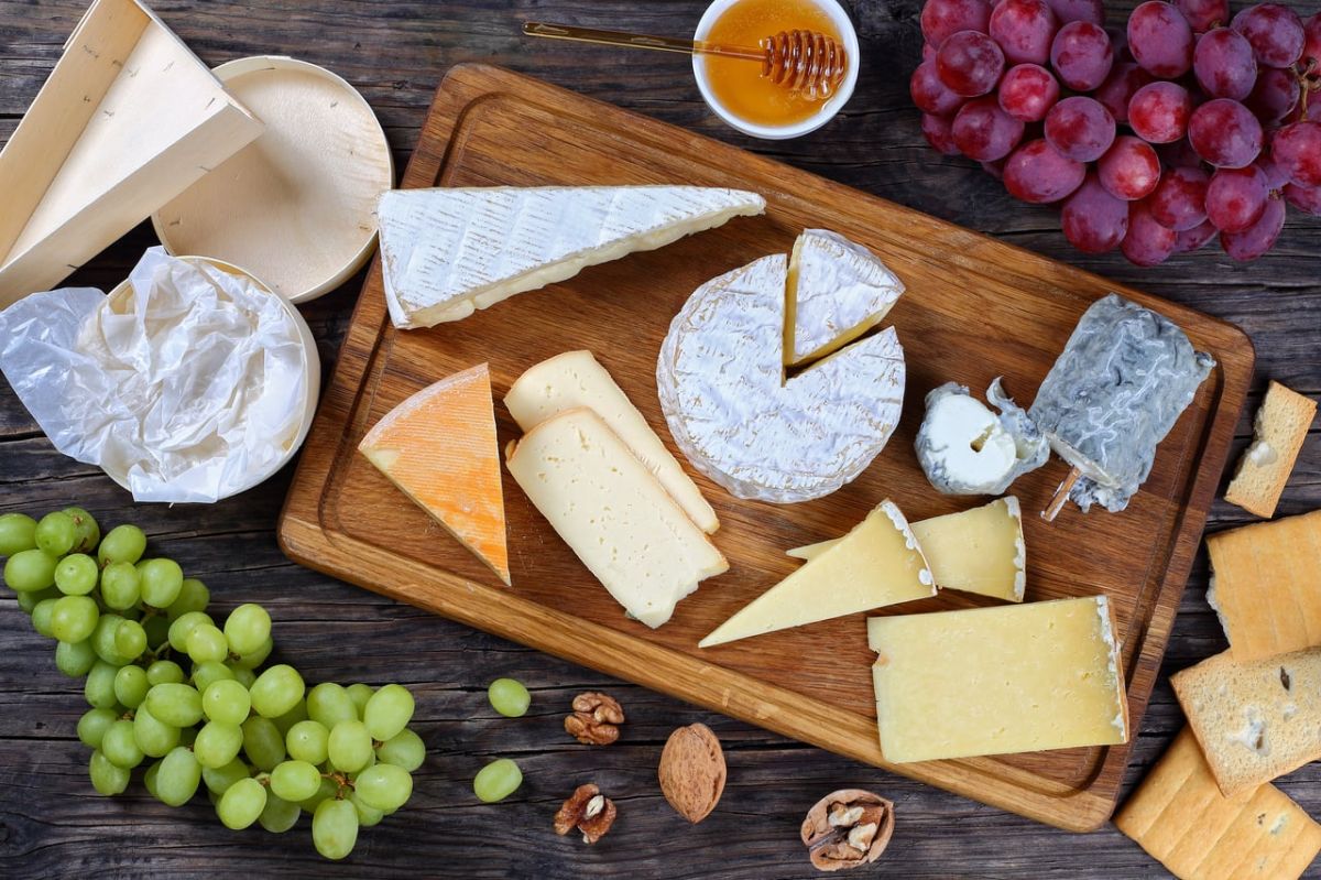 Les fromages stars de la protéine : top 10 révélés par une nutritionniste