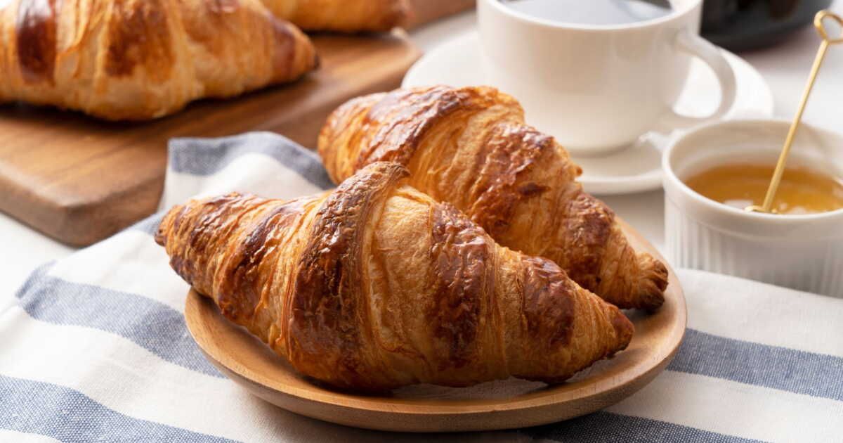 Comment transformer vos croissants rassis en pancakes délicieux