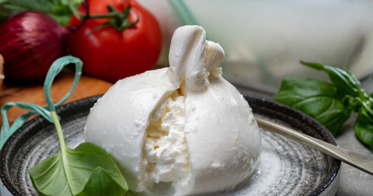 Ne commettez plus cette erreur avec la mozzarella : le secret d'un chef pour un goût optimal