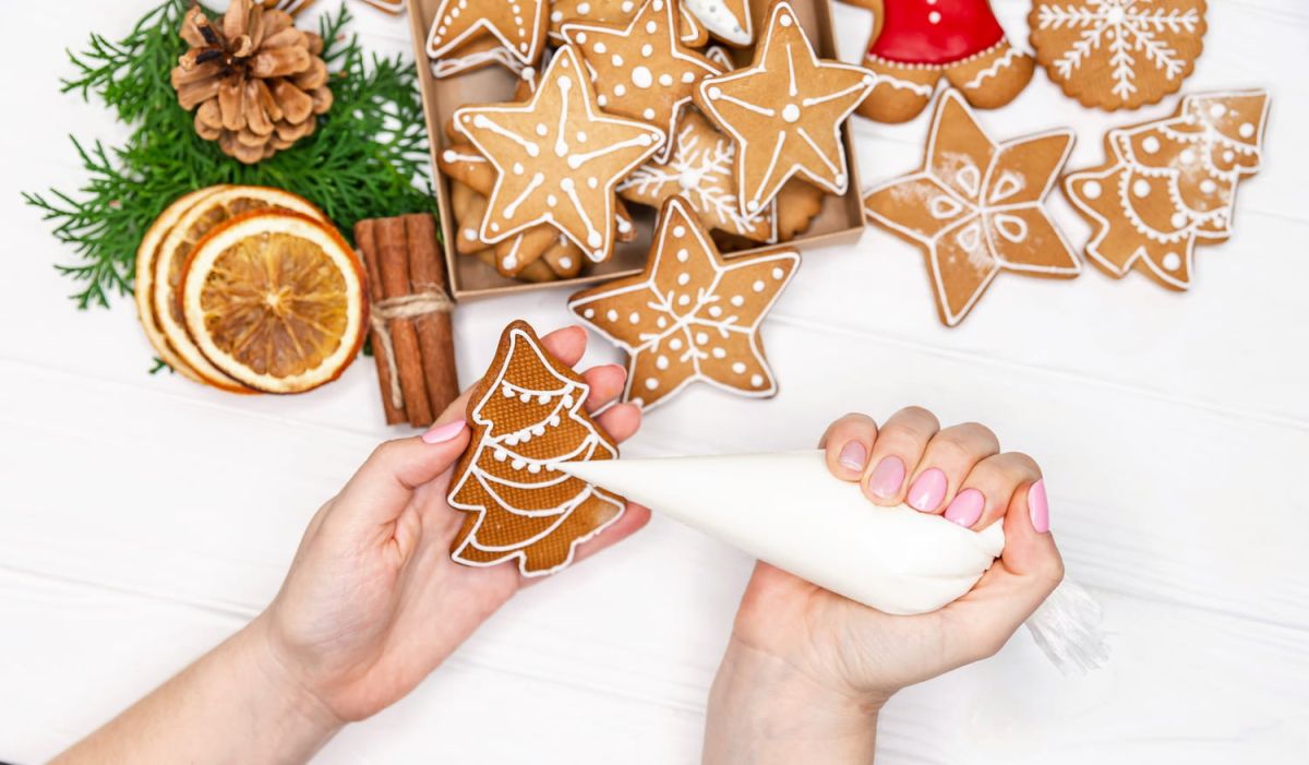 Le secret d'un glaçage parfait pour vos sablés de Noël