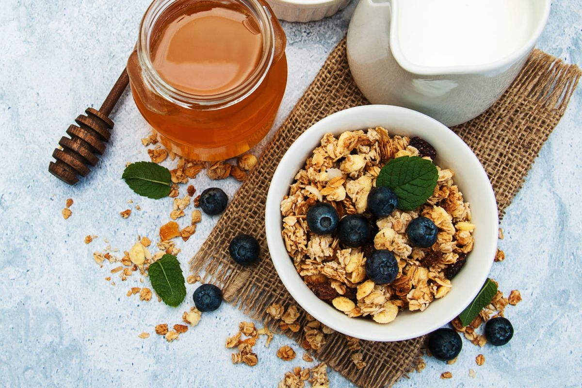 Le granola croustillant en 5 minutes au micro-ondes qui fait sensation