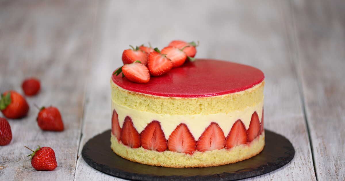 Une touche de gourmandise : la recette du fraisier revisitée par Cyril Lignac