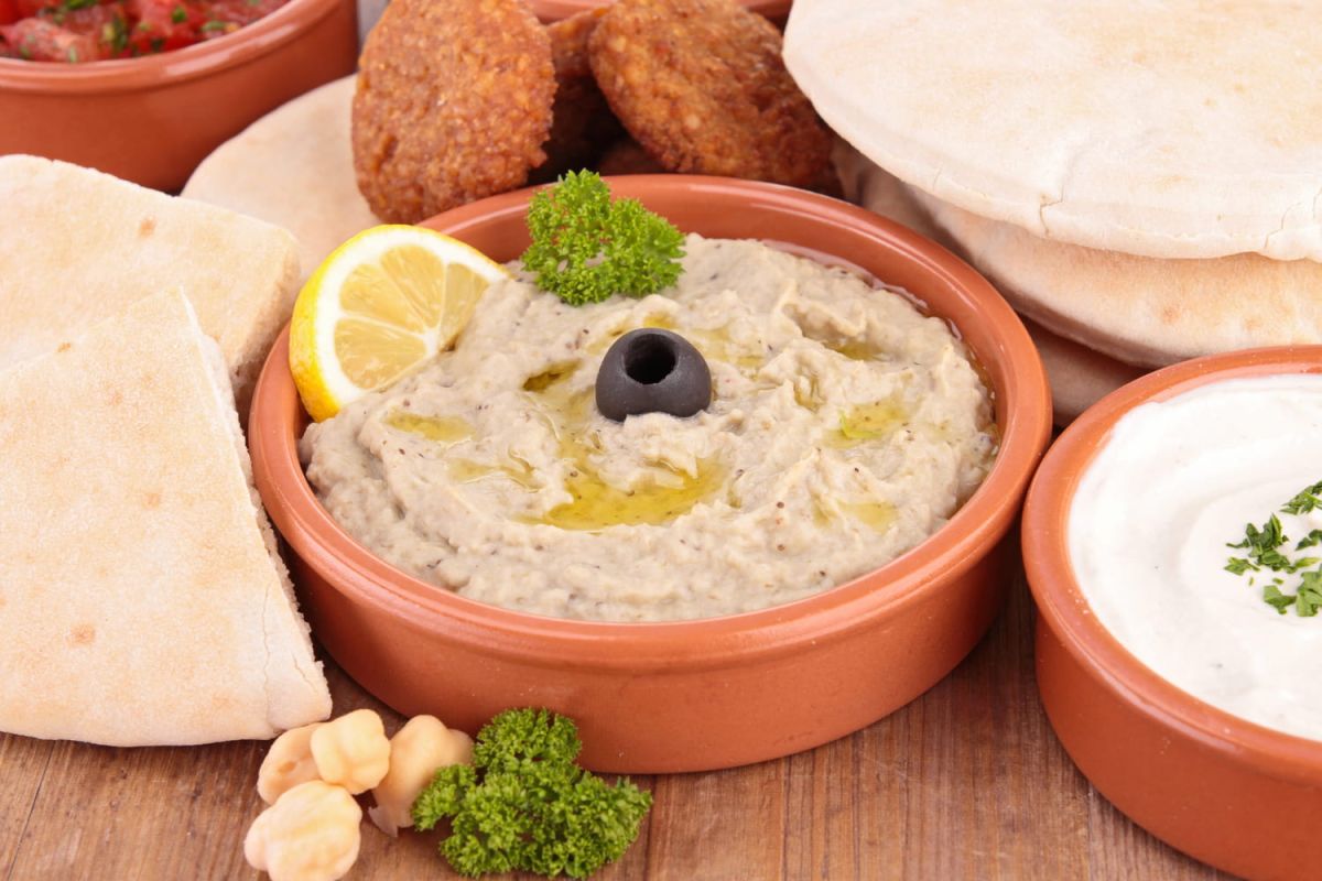 Savourez le caviar d'aubergine au tahini de Cyril Lignac