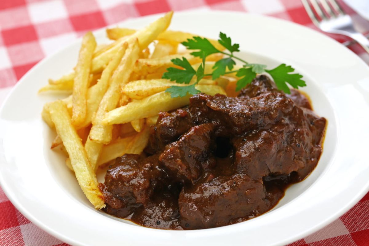Retrouvez la carbonade flamande de votre enfance : une méthode inratable pour des saveurs authentiques