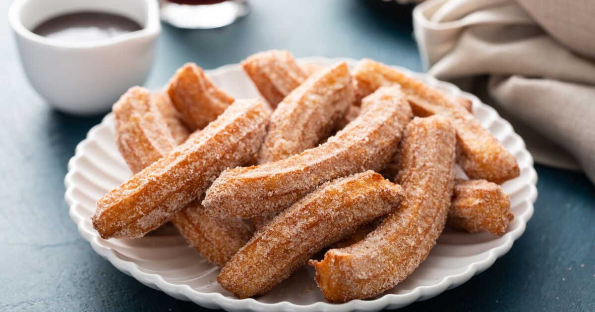 Découvrez la recette simplifiée des churros au four en 3 ingrédients