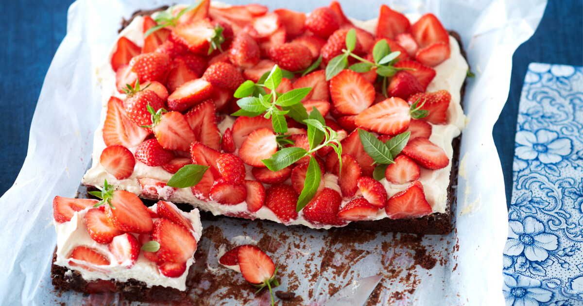 Gâteau aux fraises comme un brownie
